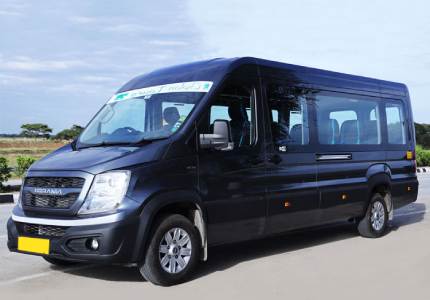 18 Seater Urbania Traveller
