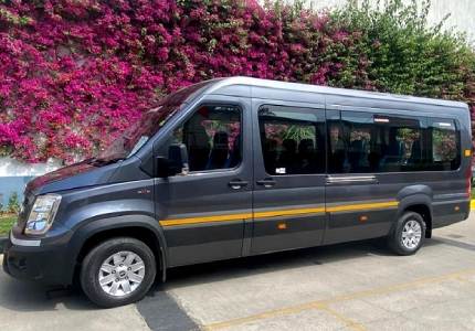 18 Seater Urbania Traveller