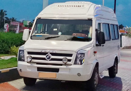 18 Seater Tempo Traveller